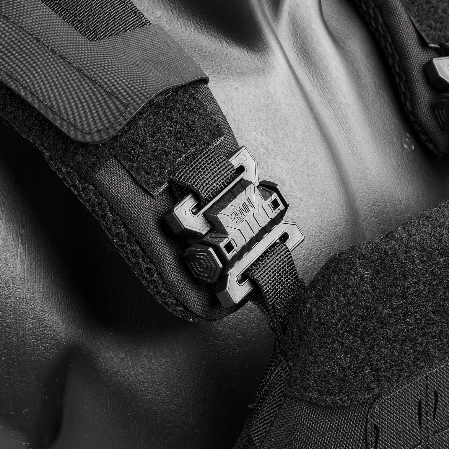 Parabellum® Alpha™ 2 Z Versatile Plate Carrier Set Black